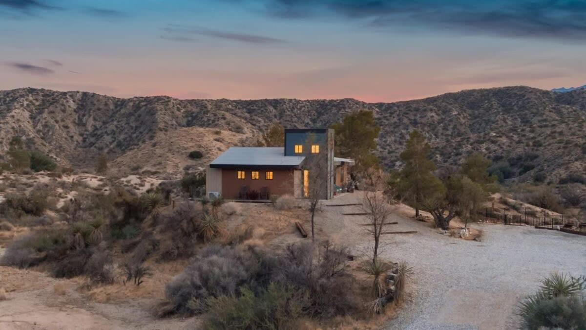 Morongo Star Ranch - Rolling Country Hills W Pool * Morongo Valley